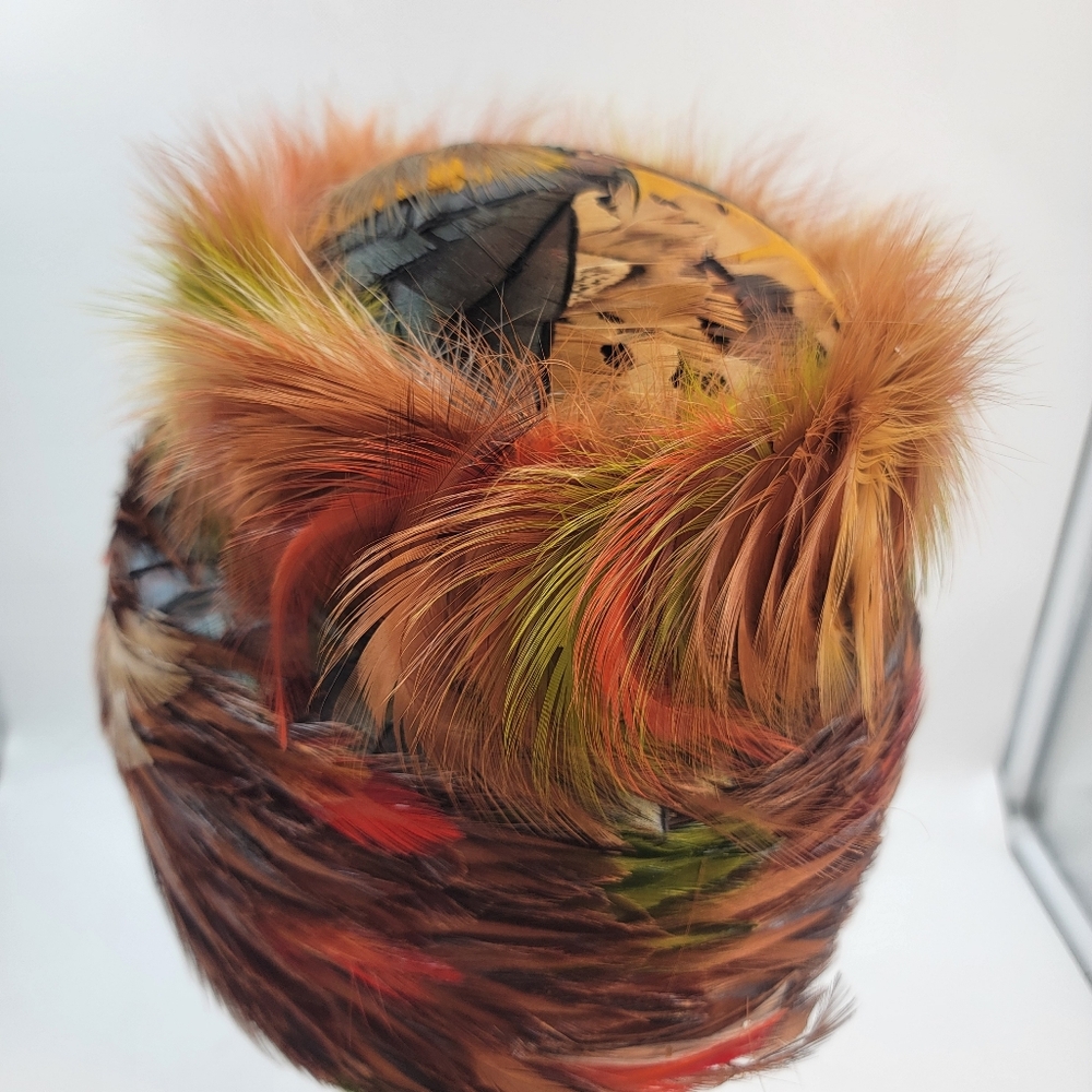 Vintage Robin Ellen pheasant feather pillbox hat with box Orange Green Mod - Picture 4 of 10